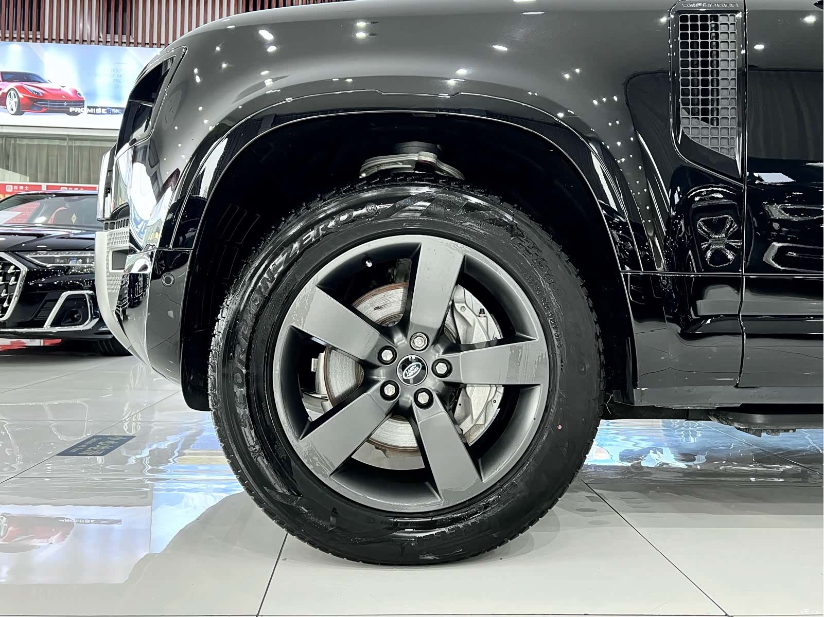 Land Rover Defender, 2024 26