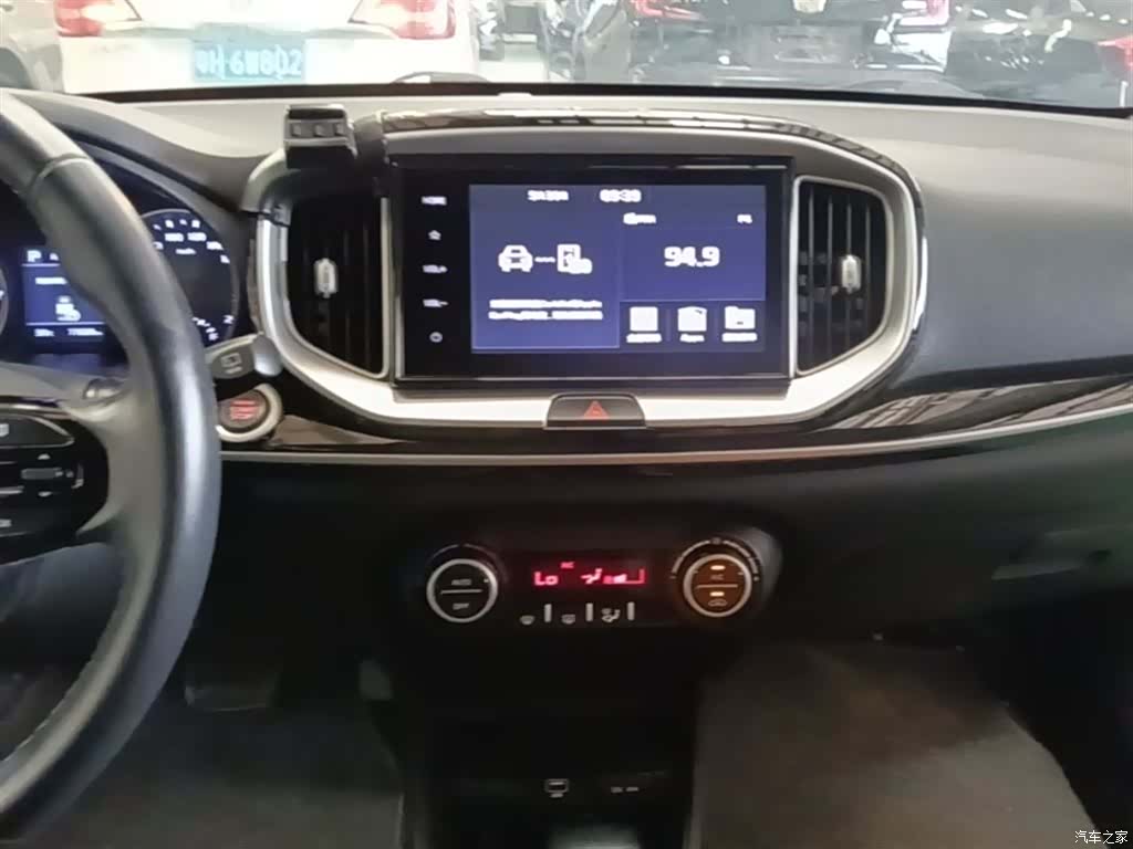 Kia KX1, 2019 13