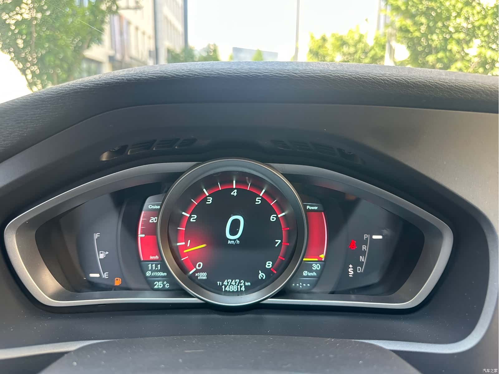 Volvo V40, 2014 18