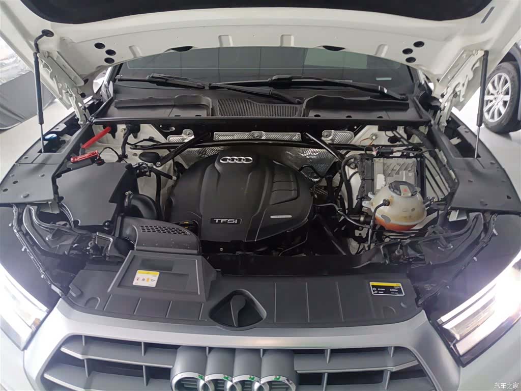 Audi Q5L, 2021 20
