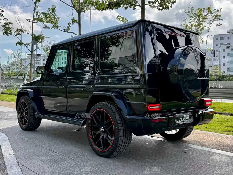 Mercedes-Benz G-class