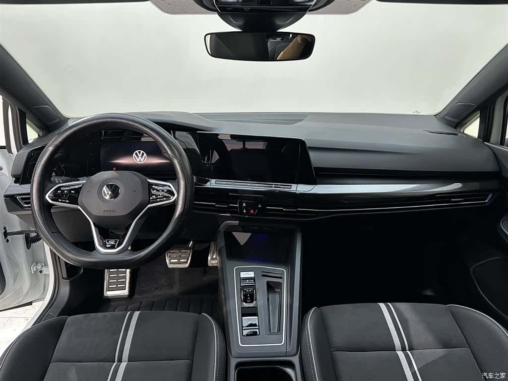 Volkswagen Golf, 2022 15