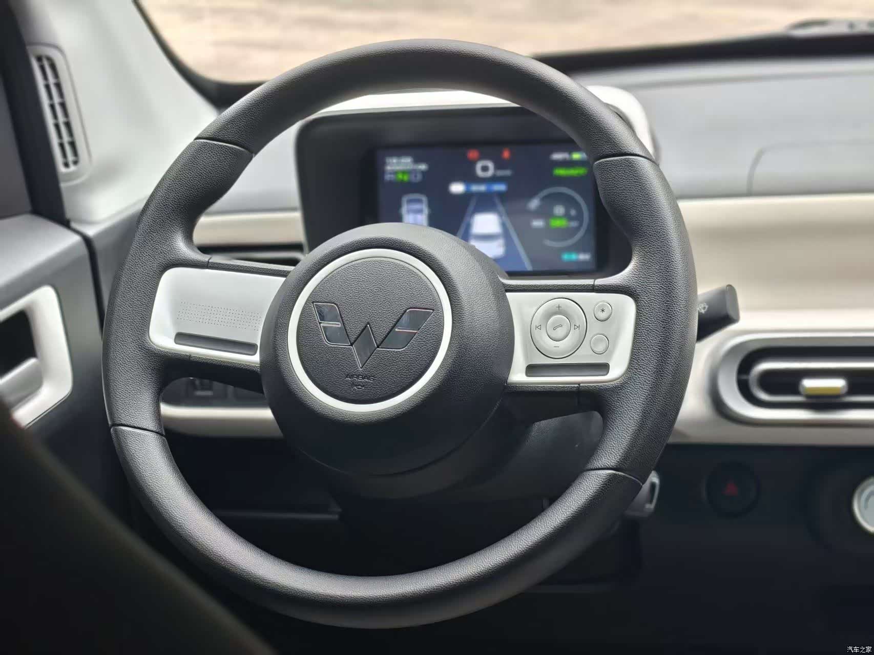 Wuling MINIEV, 2025 12