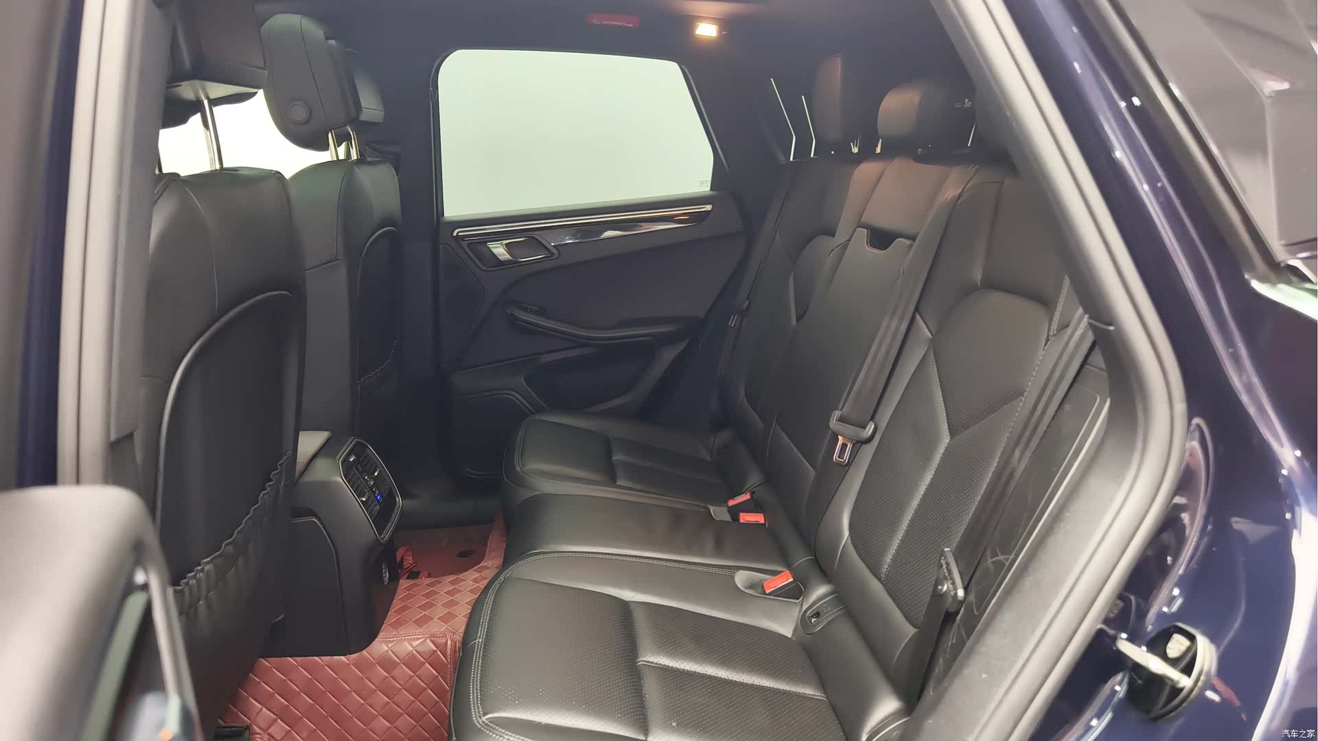 Porsche Macan, 2018 12