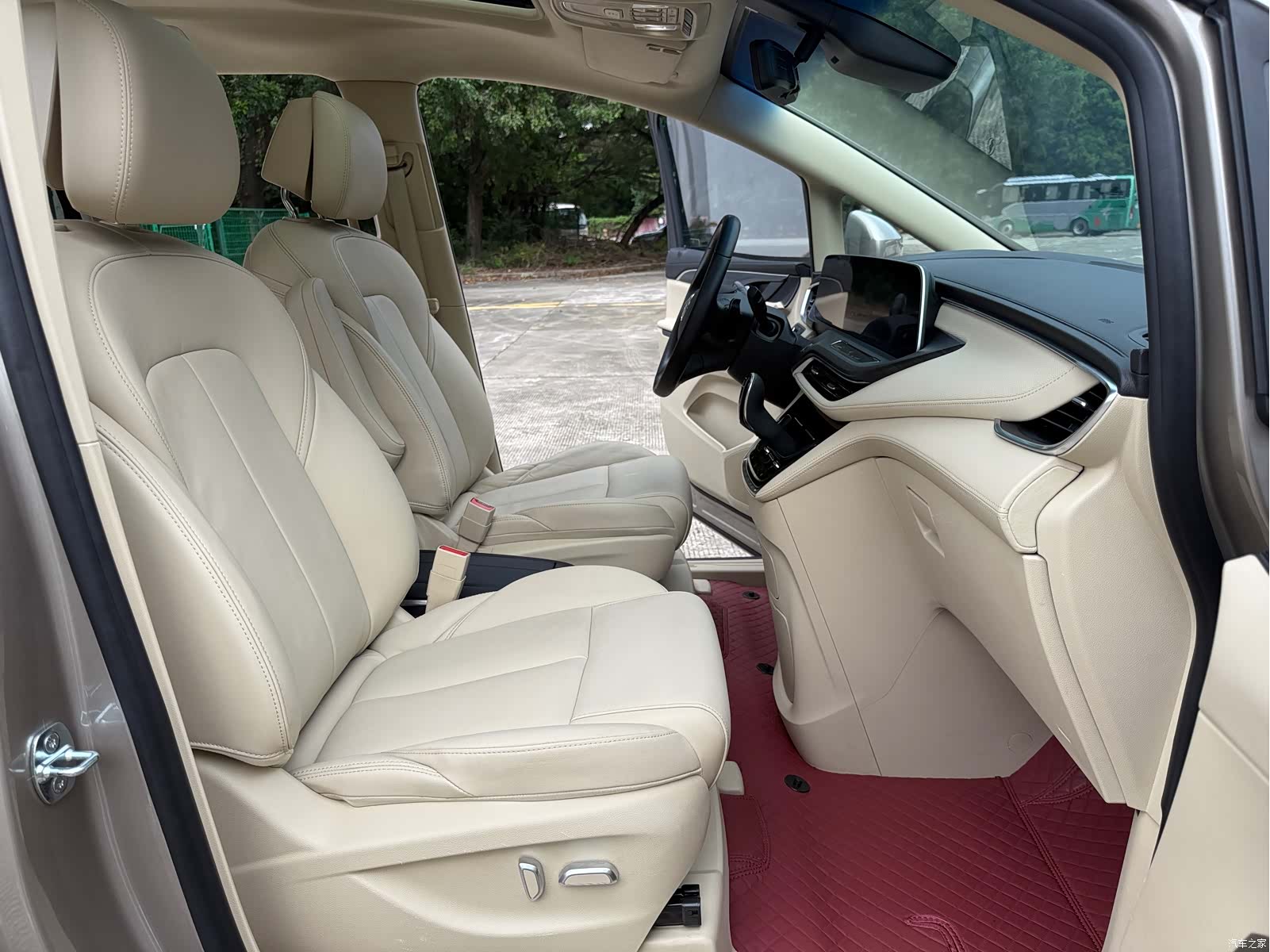 Buick GL8, 2024 8