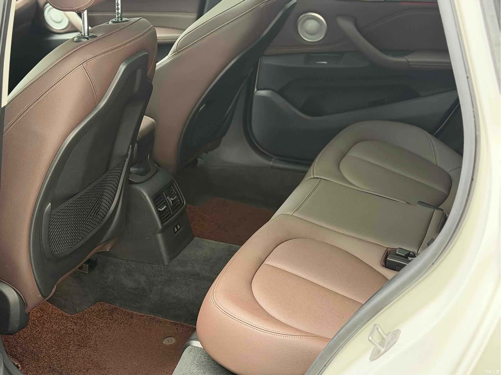 BMW X1, 2022 6