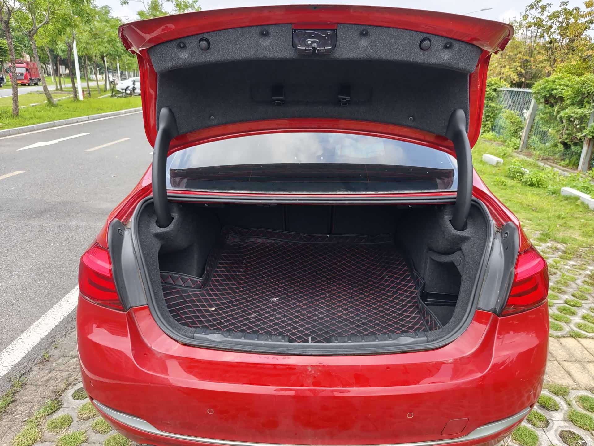 BMW 3 Series, 2019 6