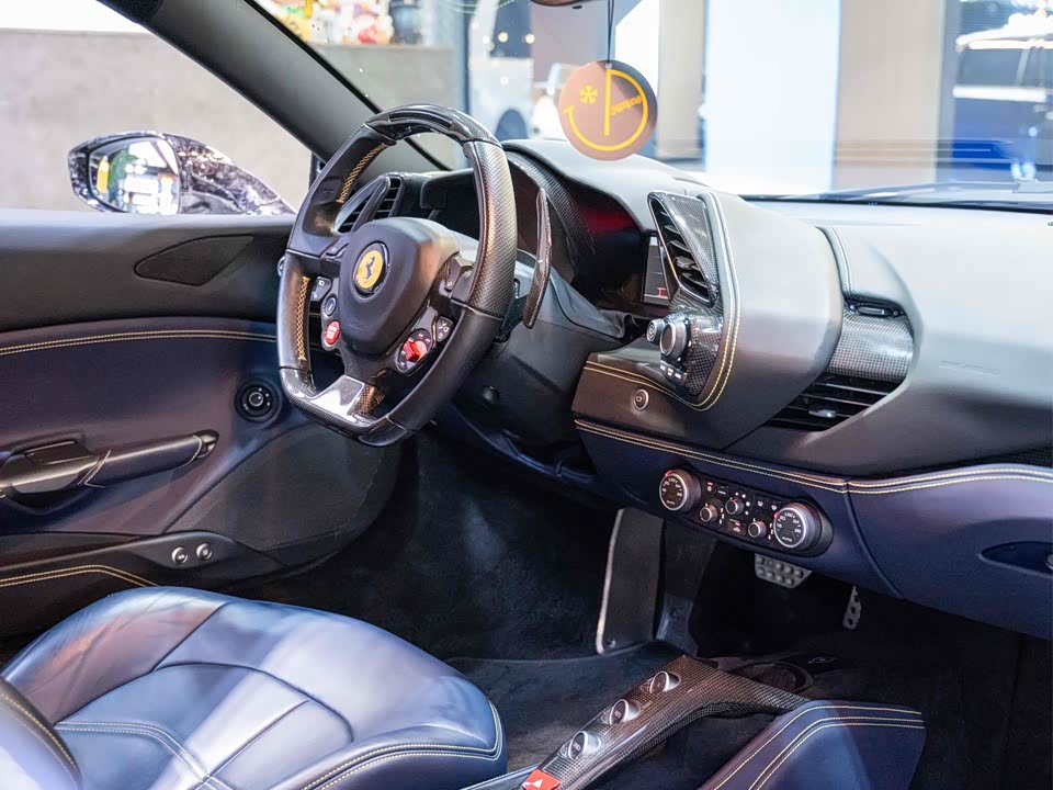 Ferrari 488