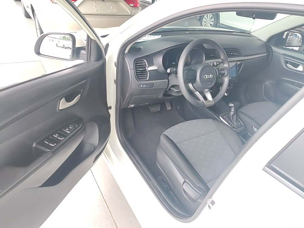 Kia K2, 2018 16