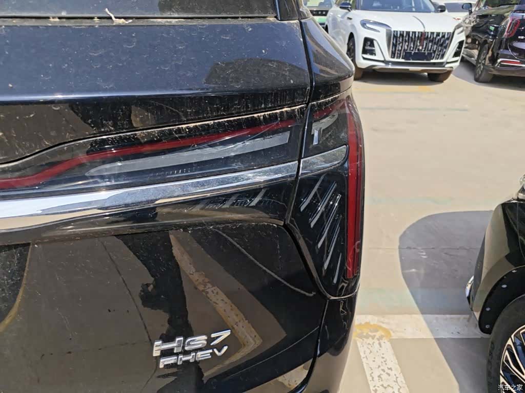 Hongqi HS7, 2024 8