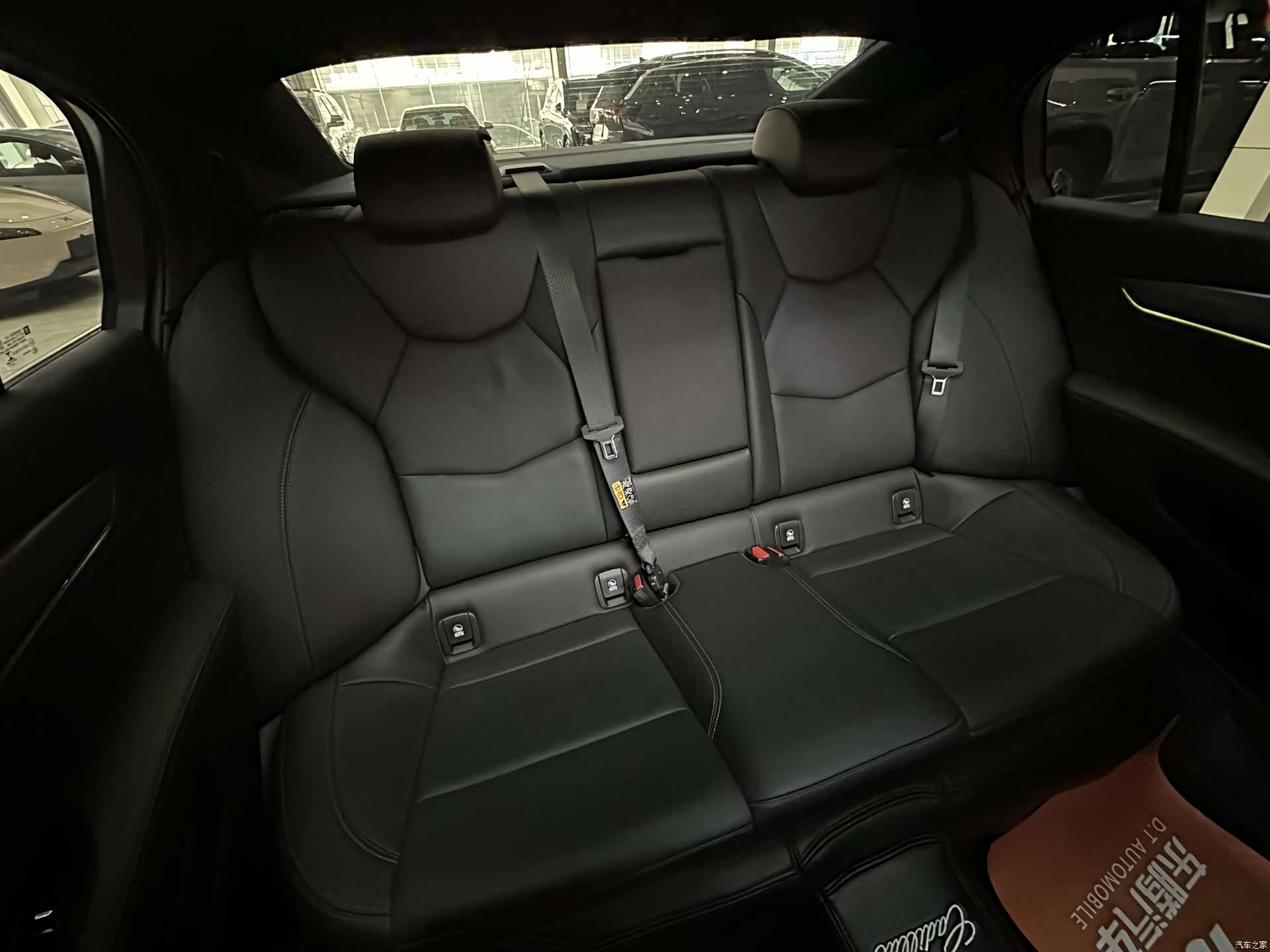 Cadillac CT5, 2025 19