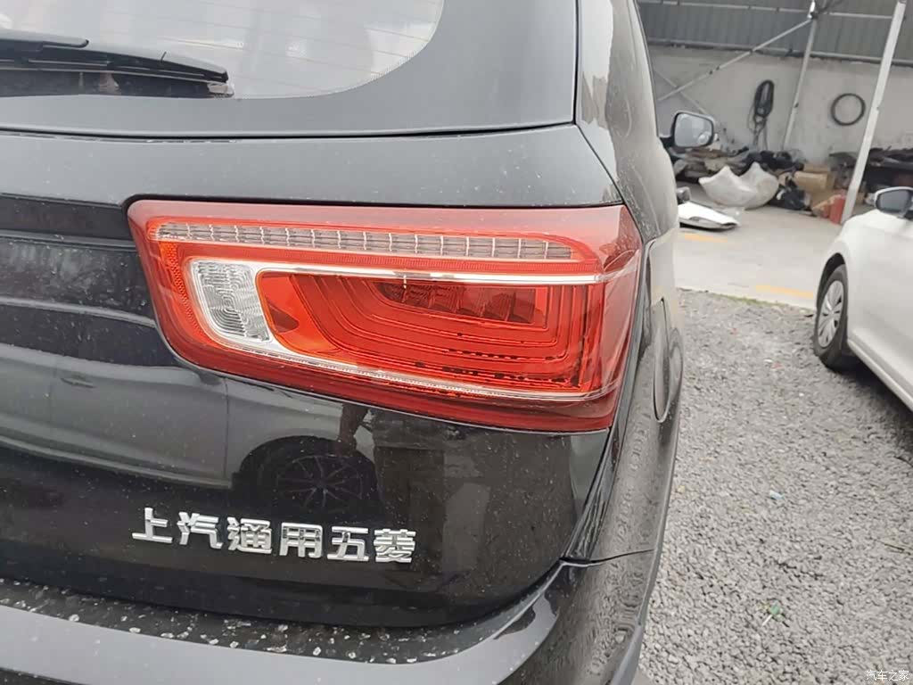 Wuling 560, 2017 24