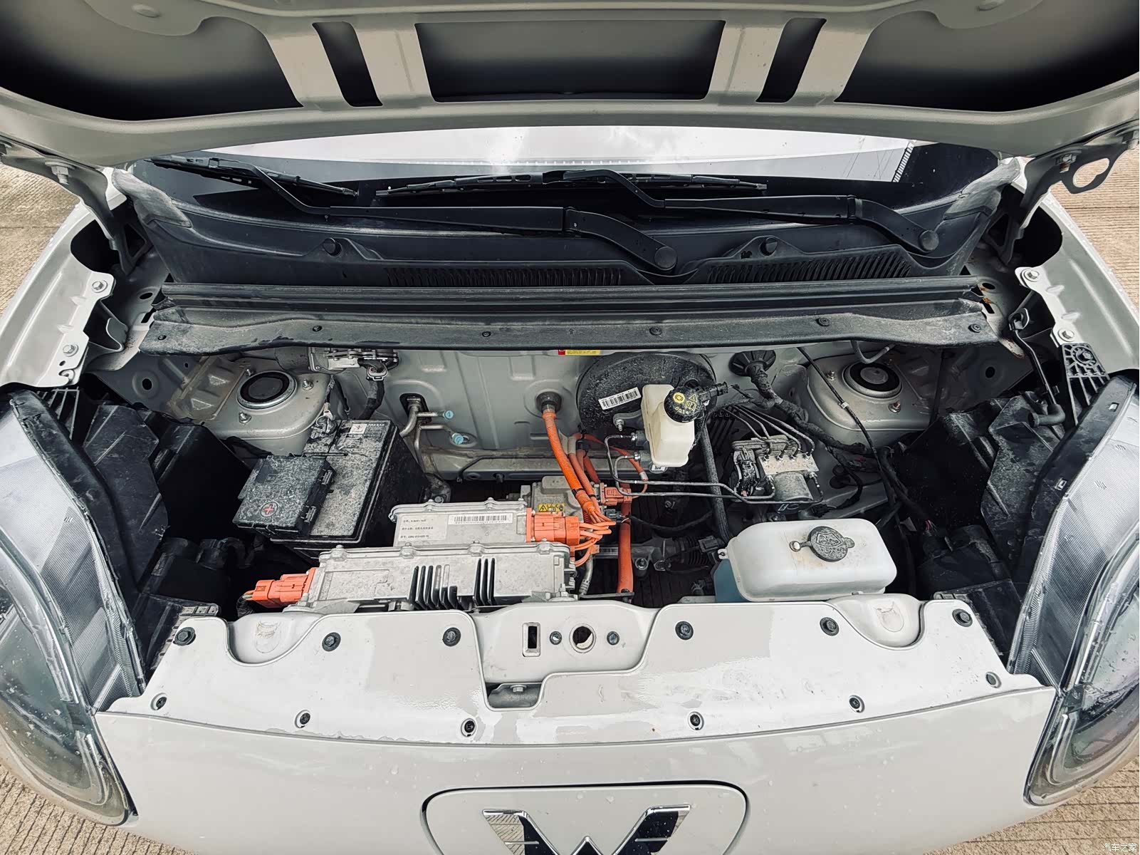 Wuling MINIEV, 2025 10