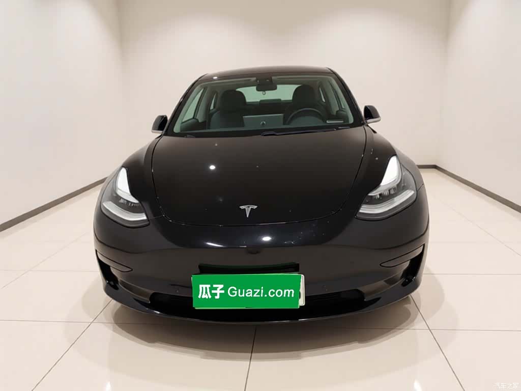 Tesla Model 3, 2020 24