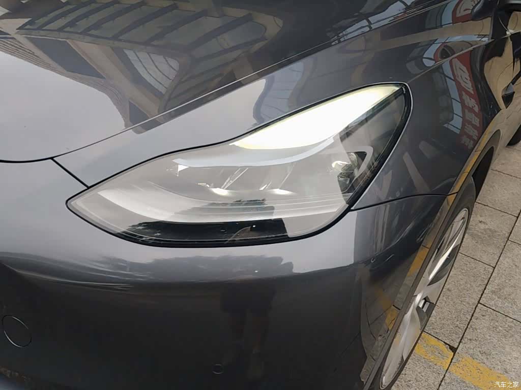Tesla Model Y, 2022 24