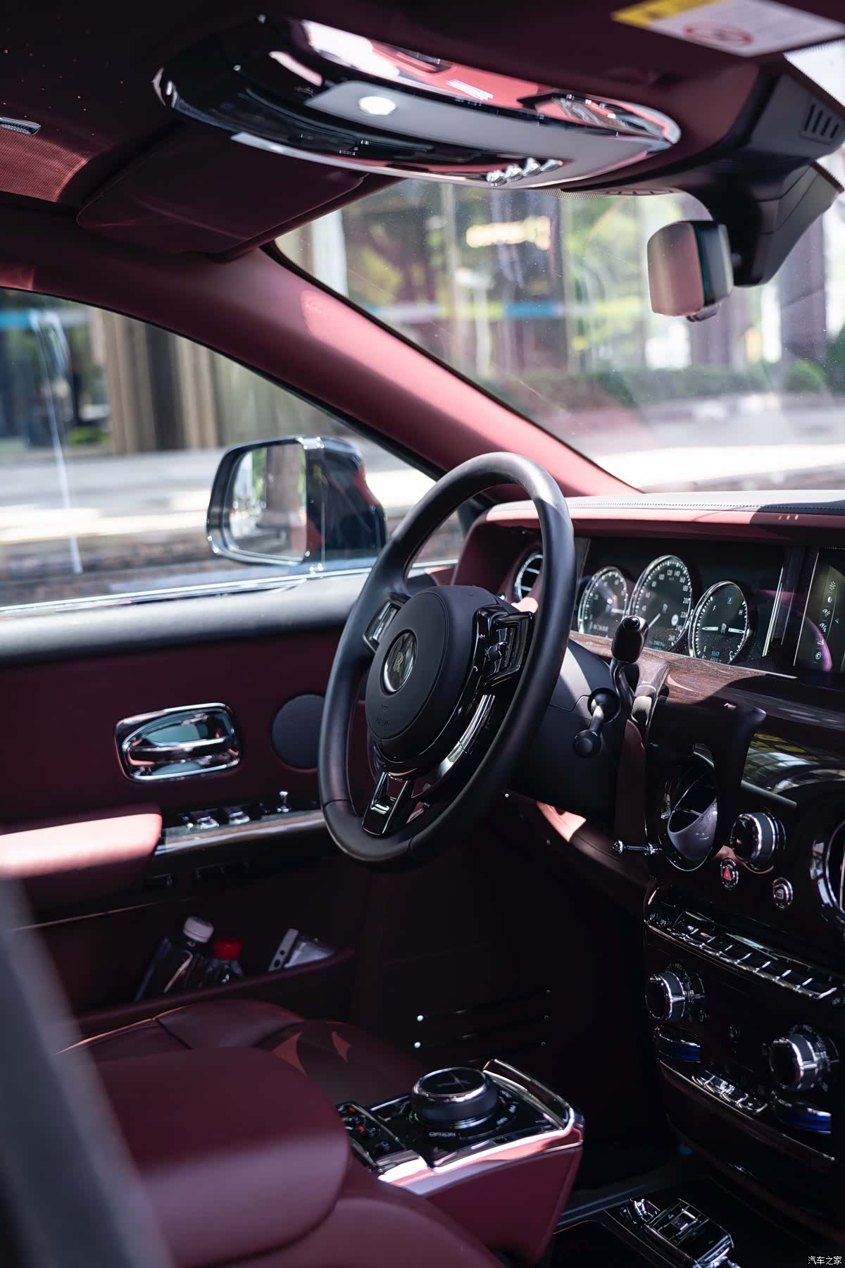 Rolls-Royce Phantom, 2020 10