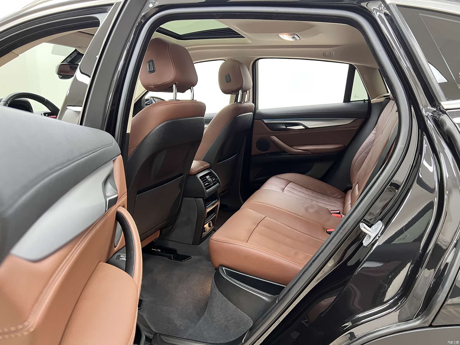 BMW X6, 2019 29
