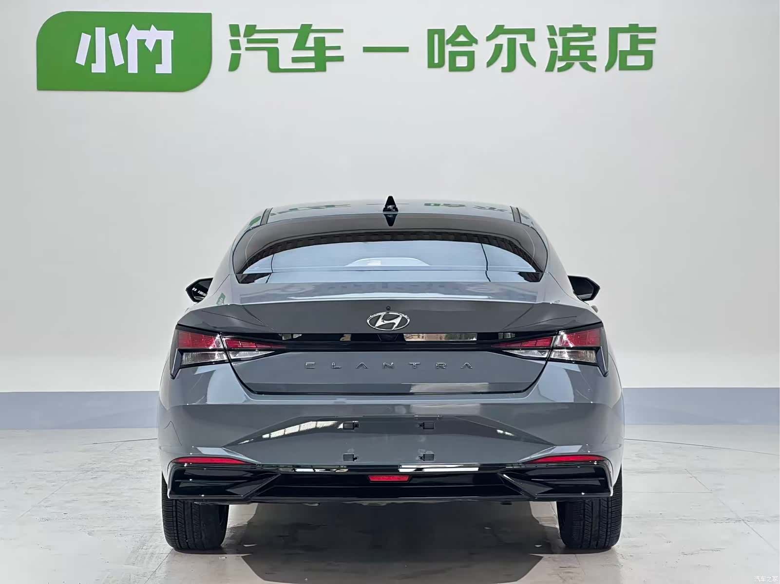 Hyundai Elantra, 2023 все фото