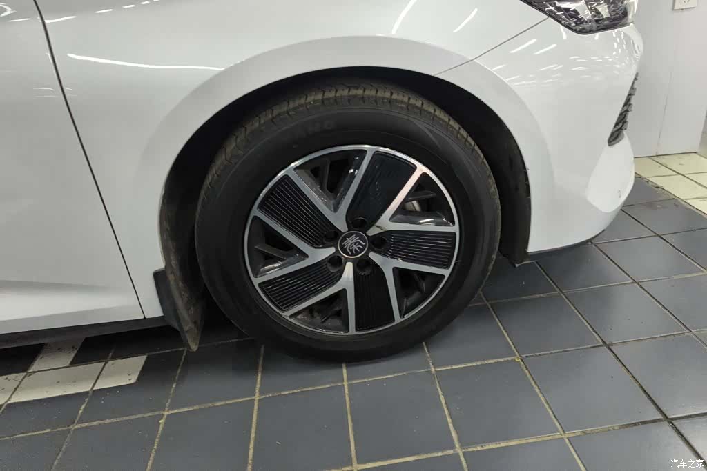 BYD Qin, 2025 6