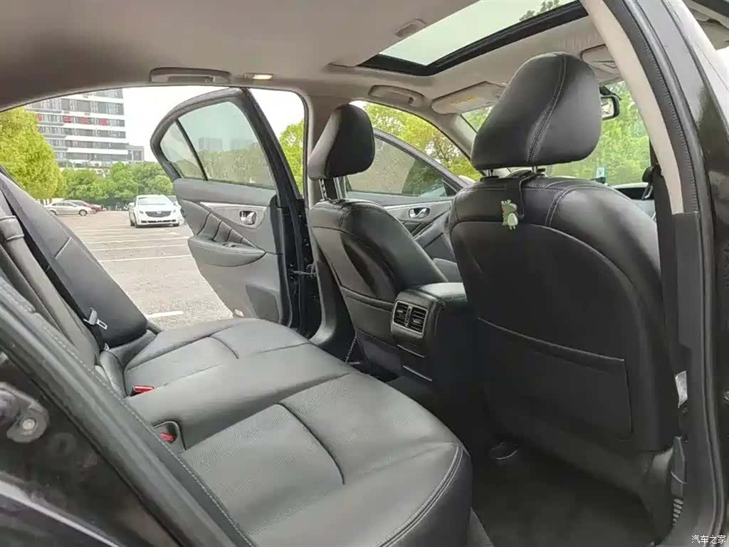 Infiniti Q50L, 2016 7
