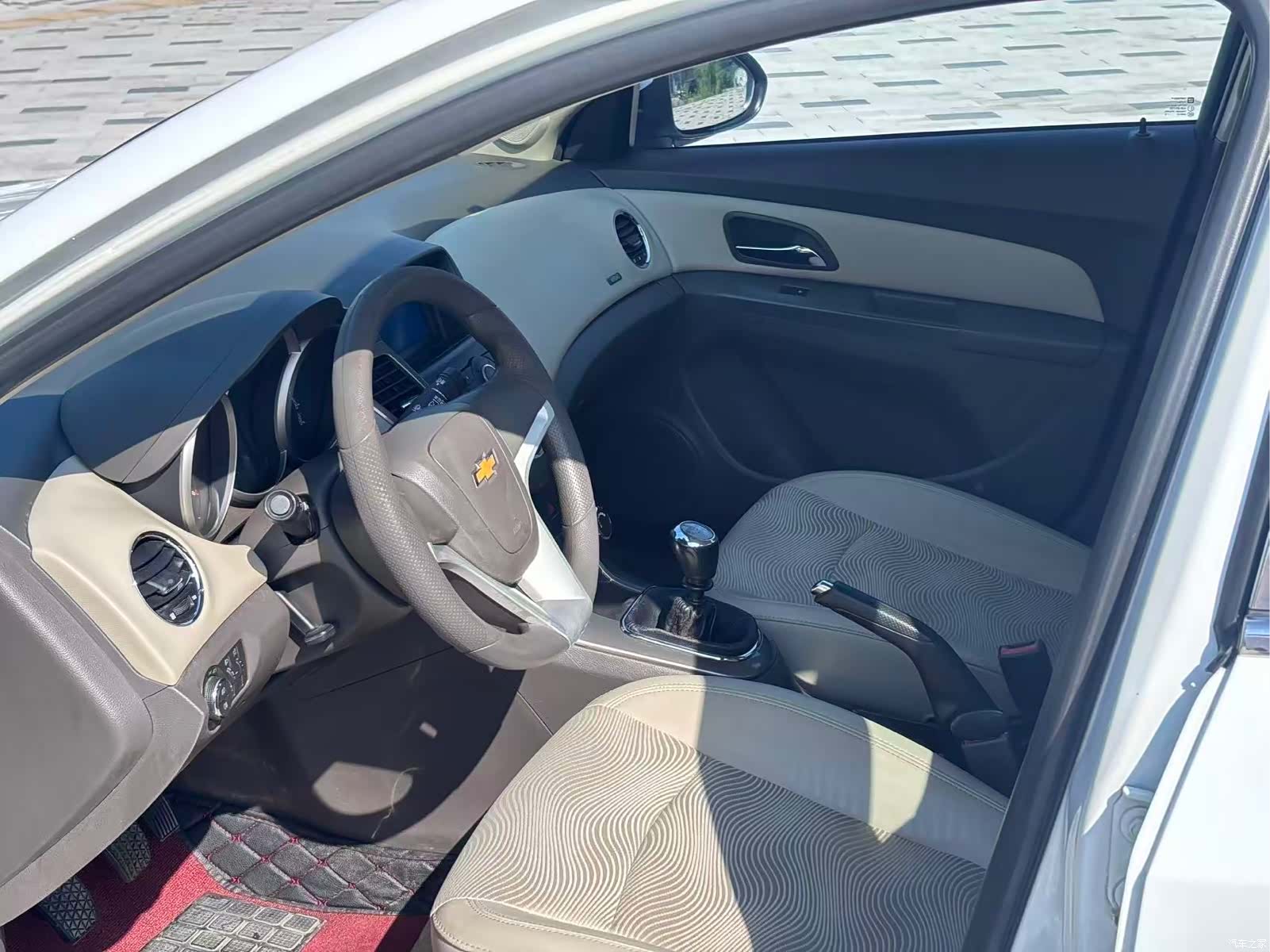 Chevrolet SE, 2015 4