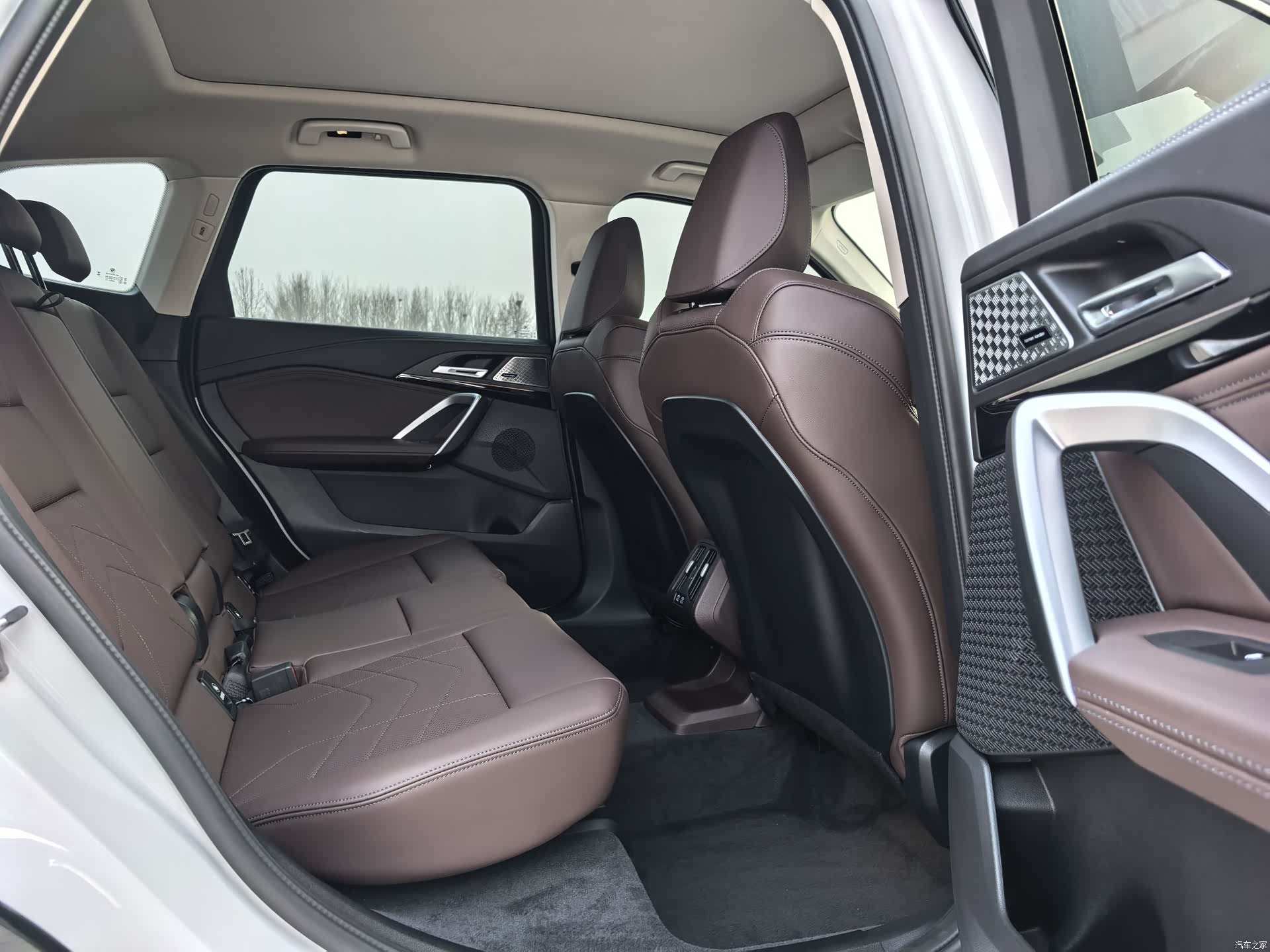 BMW X1, 2025 11