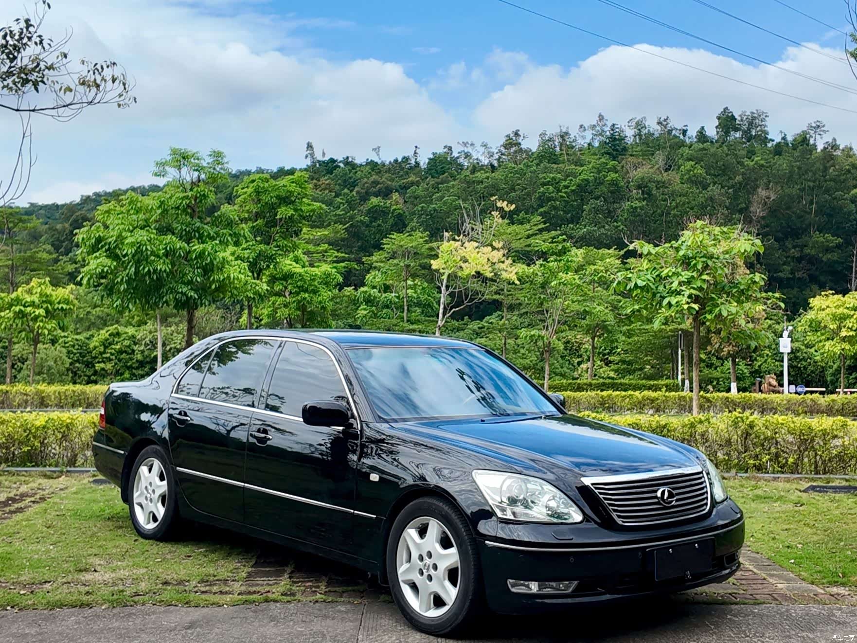 Lexus LS, 2004 13