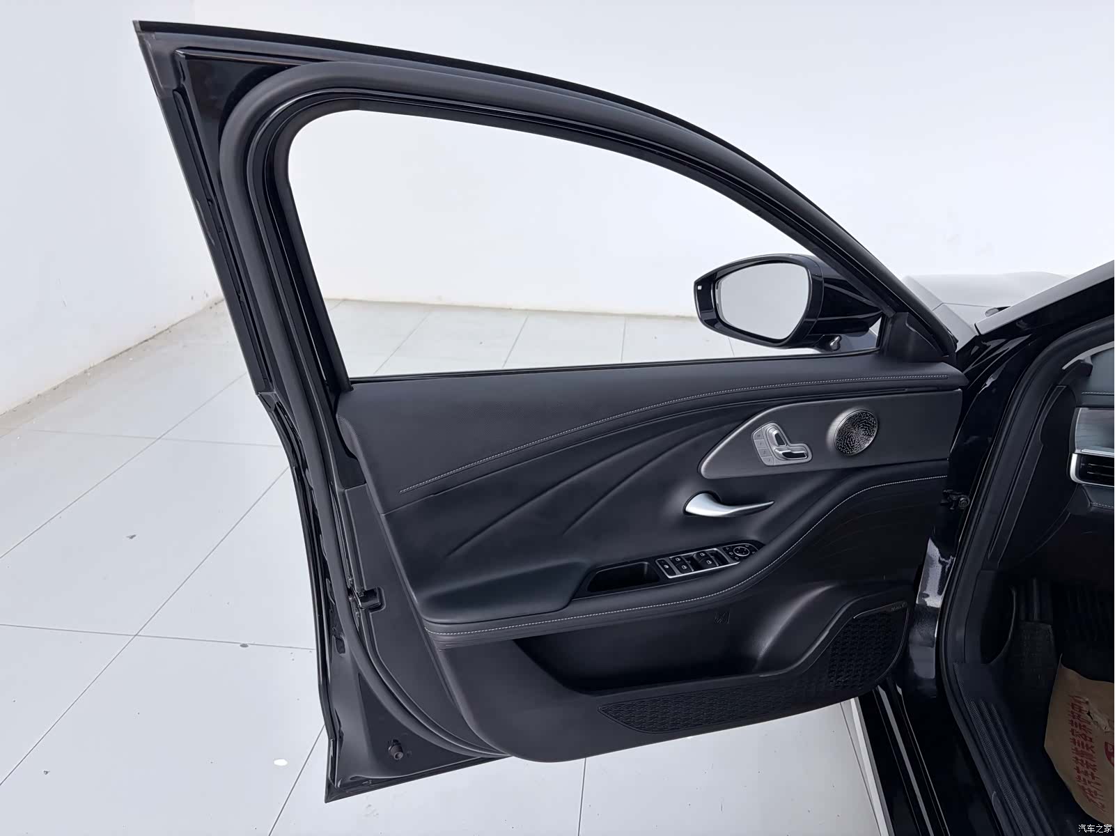 Chery Arrizo 8, 2024 все фото