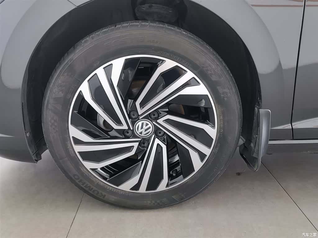 Volkswagen Sagitar, 2021 17