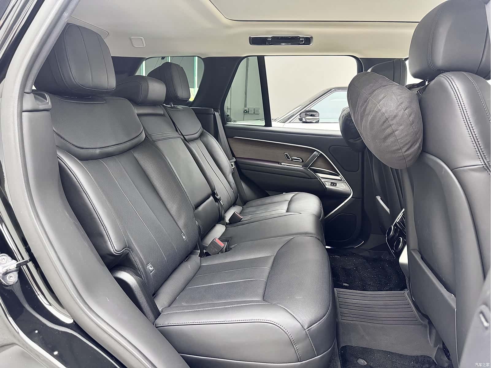 Land Rover Range Rover, 2024 12