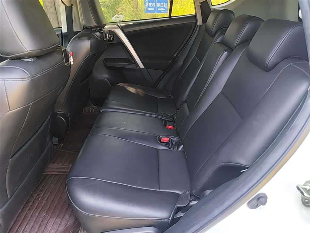 Toyota RAV4, 2019 17