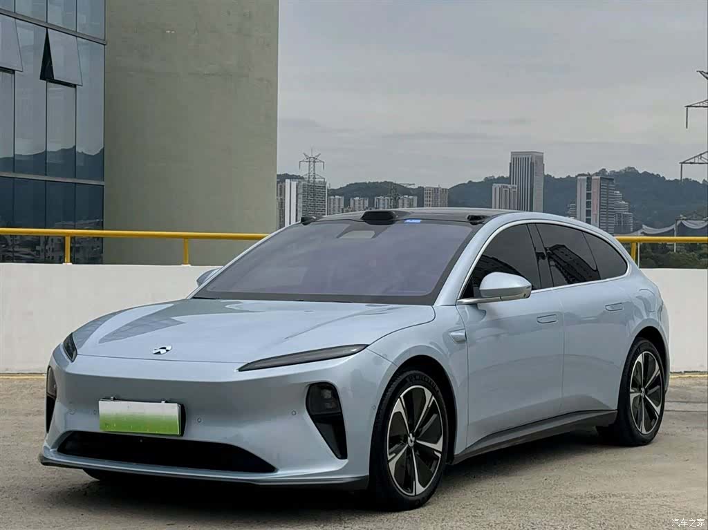 NIO ET5, 2025 1