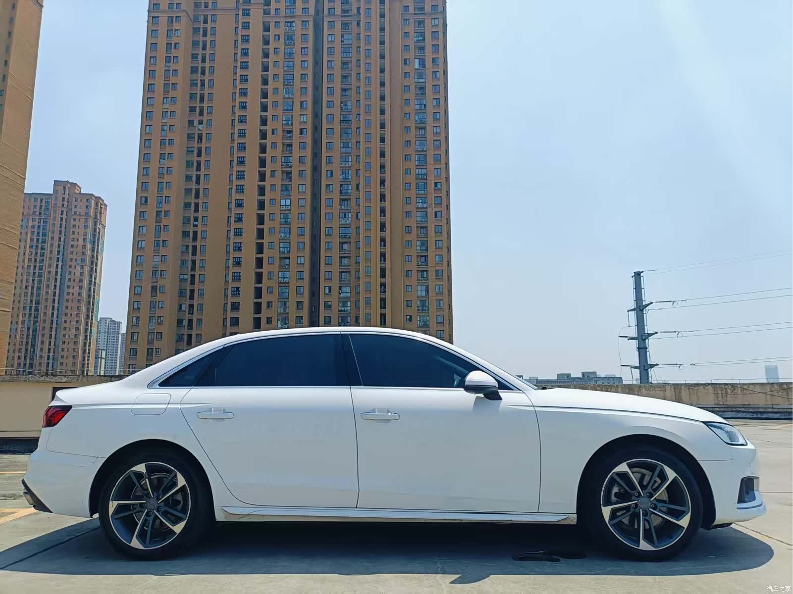 Audi A4L, 2022 3