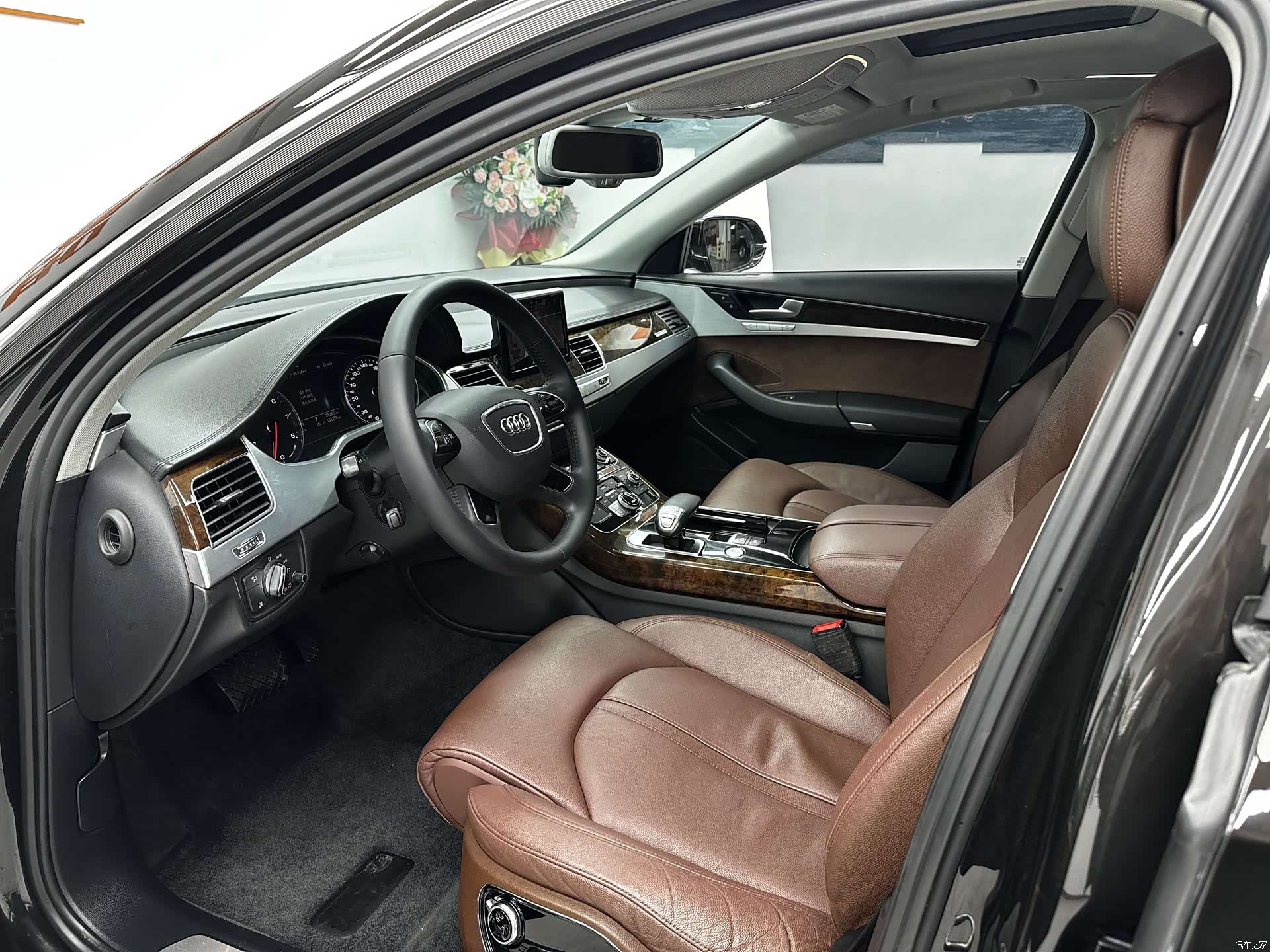 Audi A8L, 2017 11