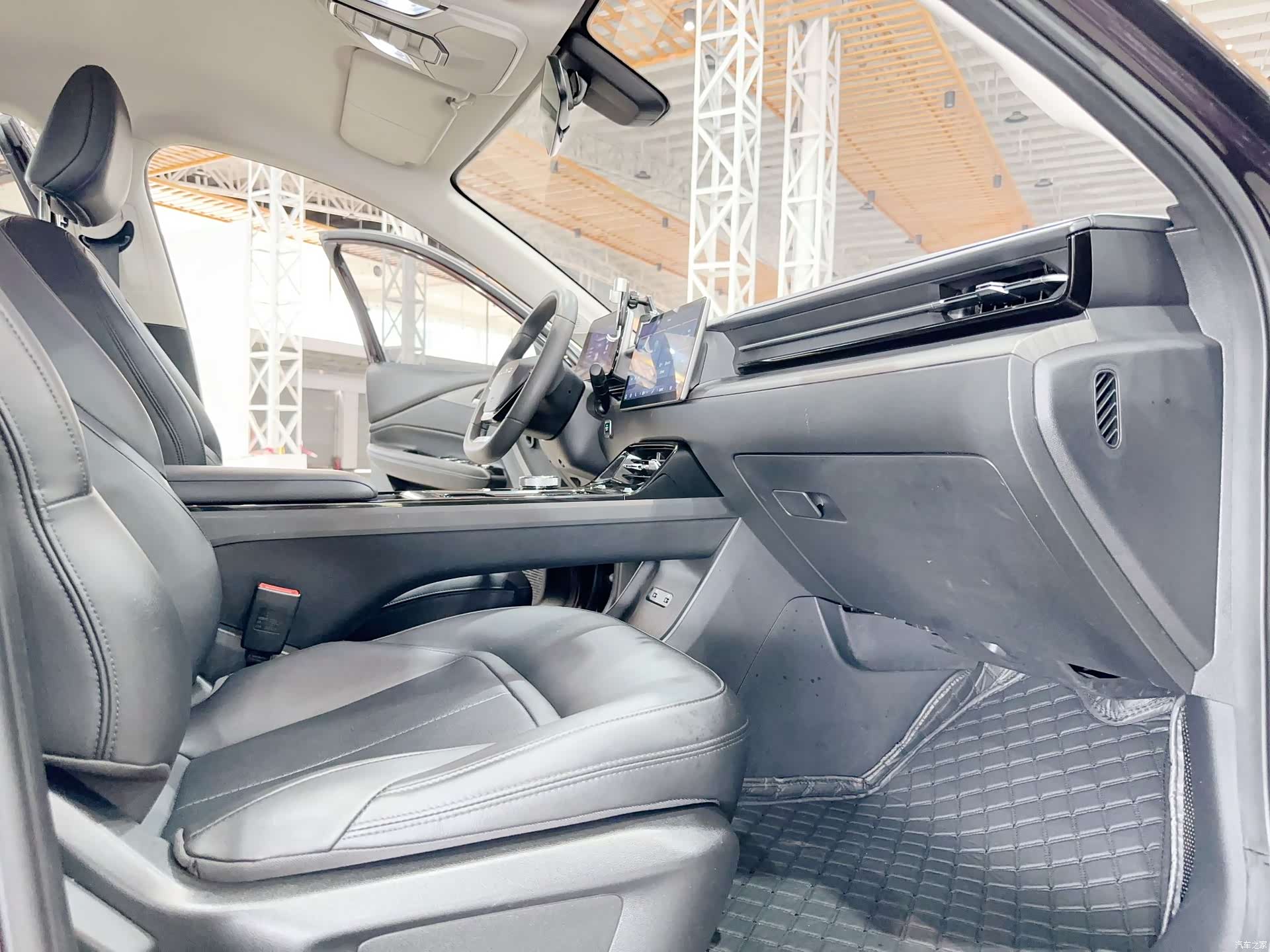 Wuling Starlight, 2024 23