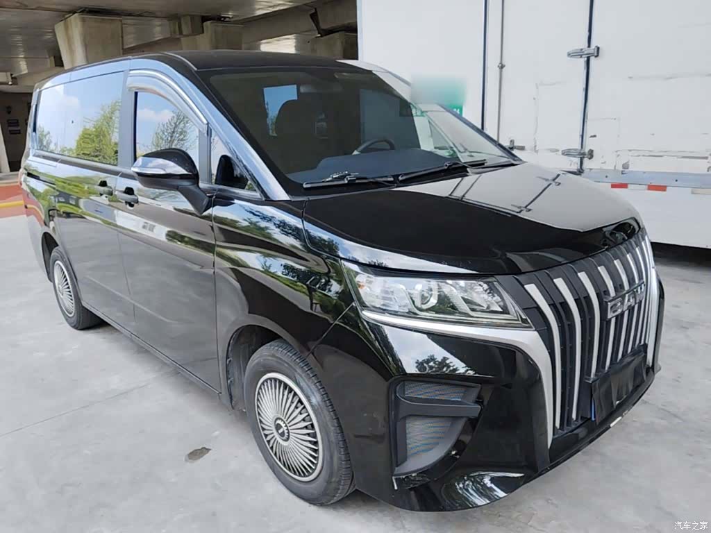 BAIC M7, 2025 4