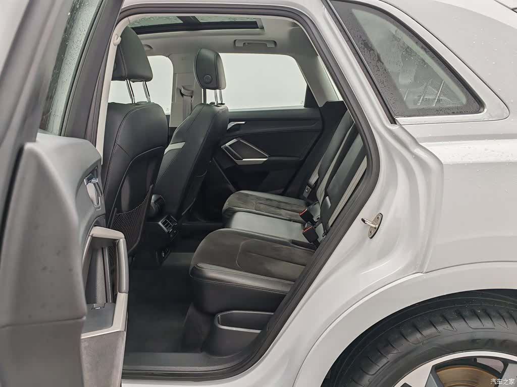 Audi Q3, 2020 15