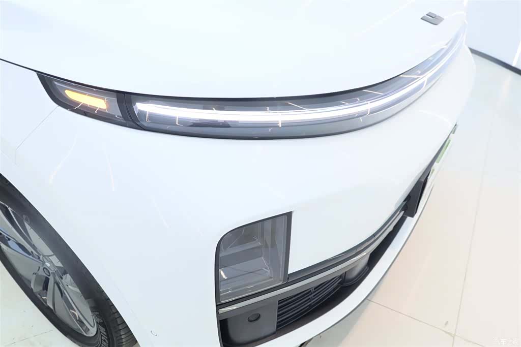 Li Auto L7, 2024 13