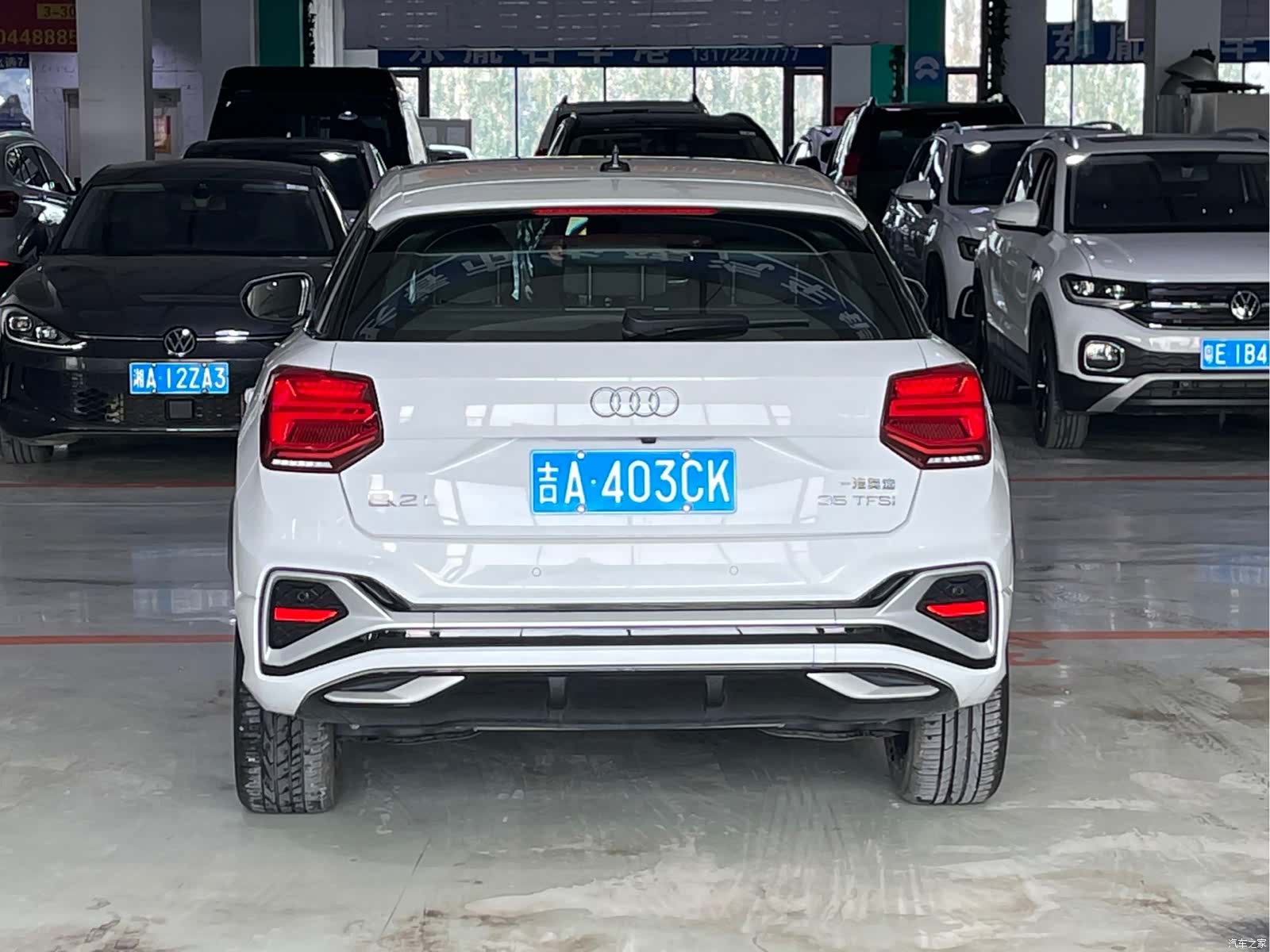 Audi Q2L, 2023 4