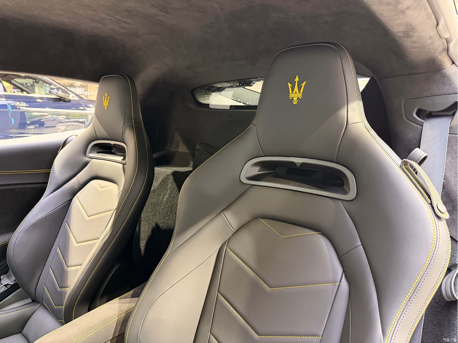 Maserati MC20, 2023 11