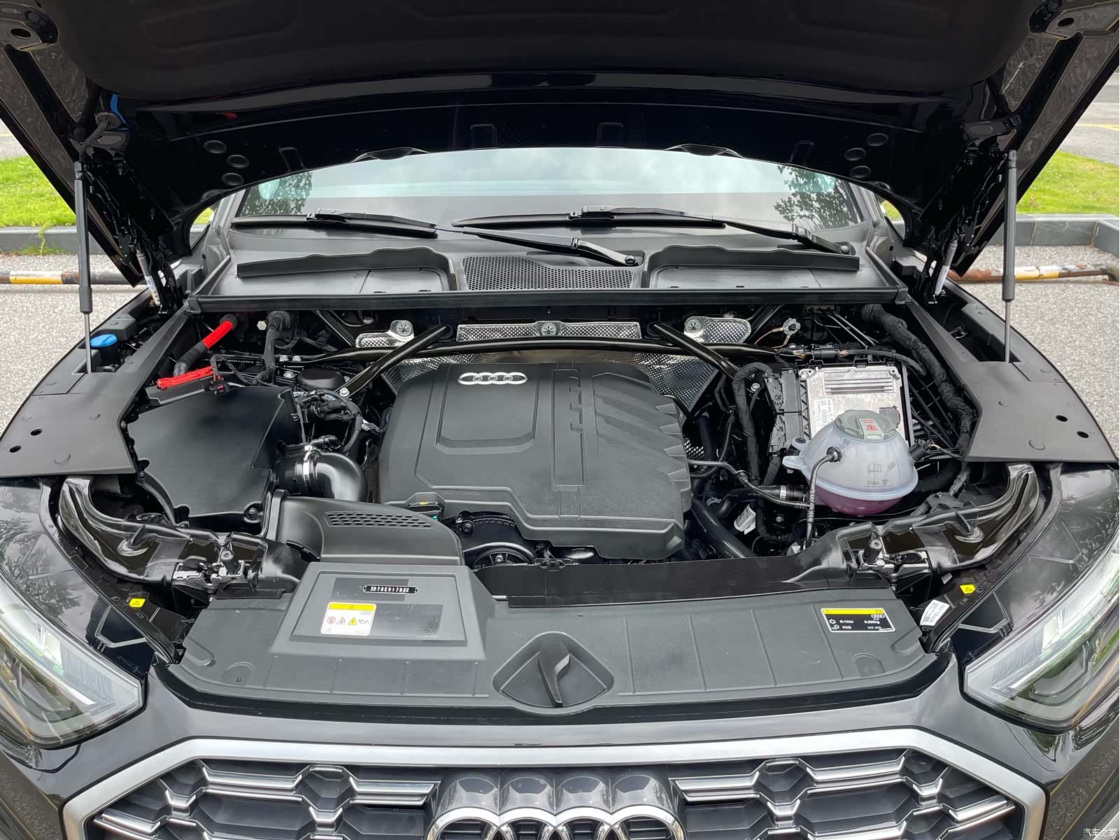 Audi Q5L, 2025 25