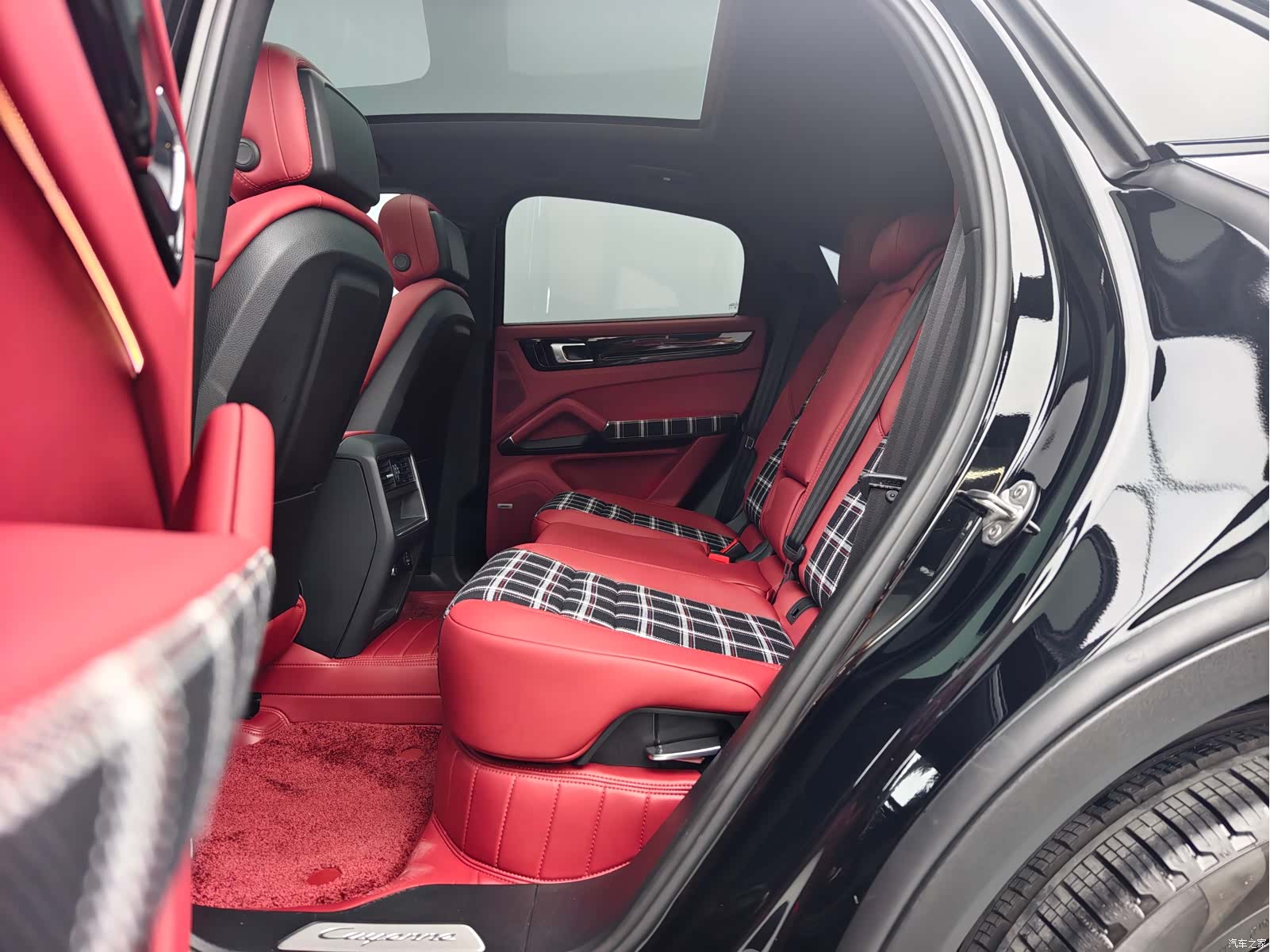 Porsche Cayenne, 2019 10