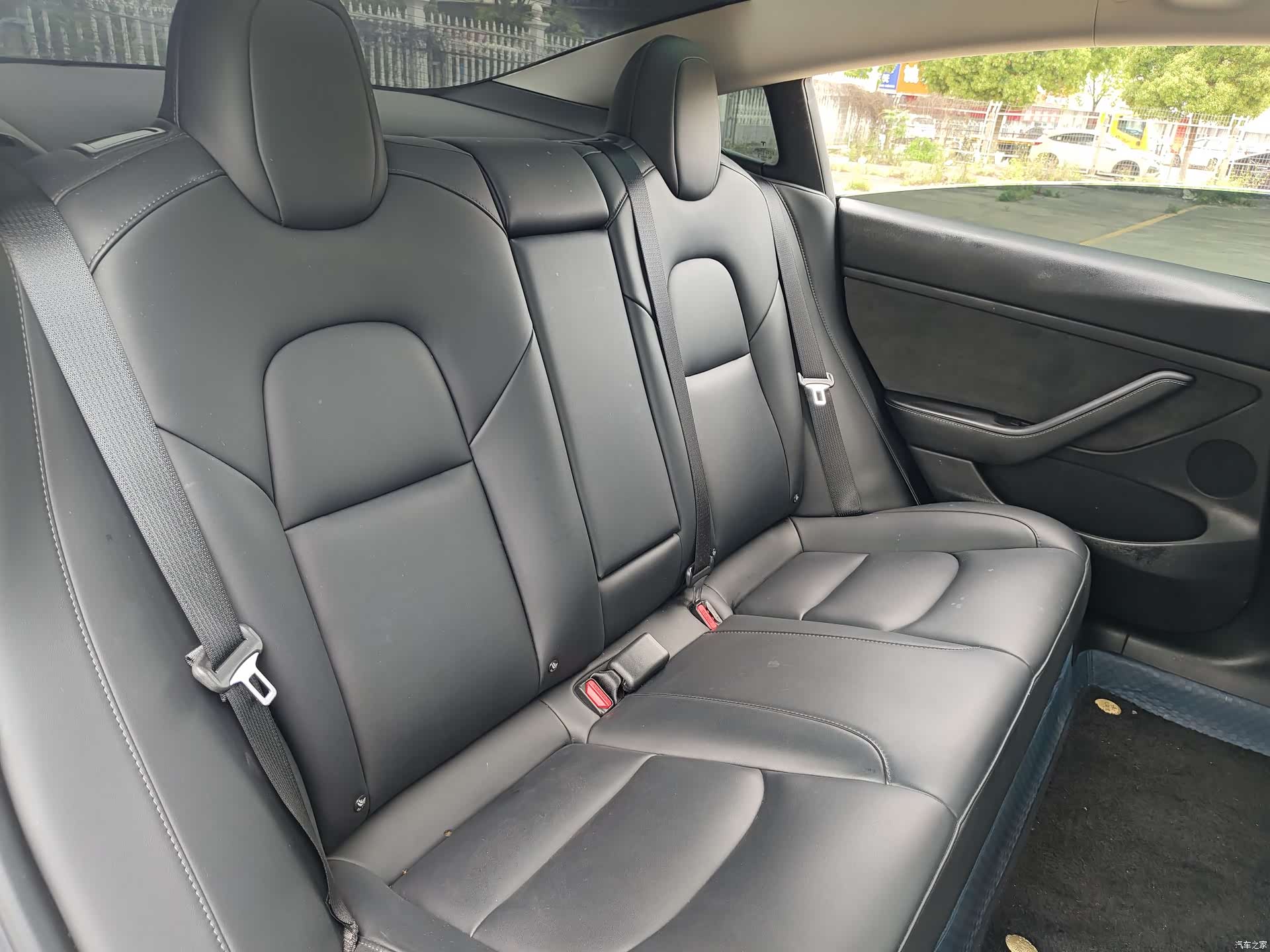 Tesla Model 3, 2022 17
