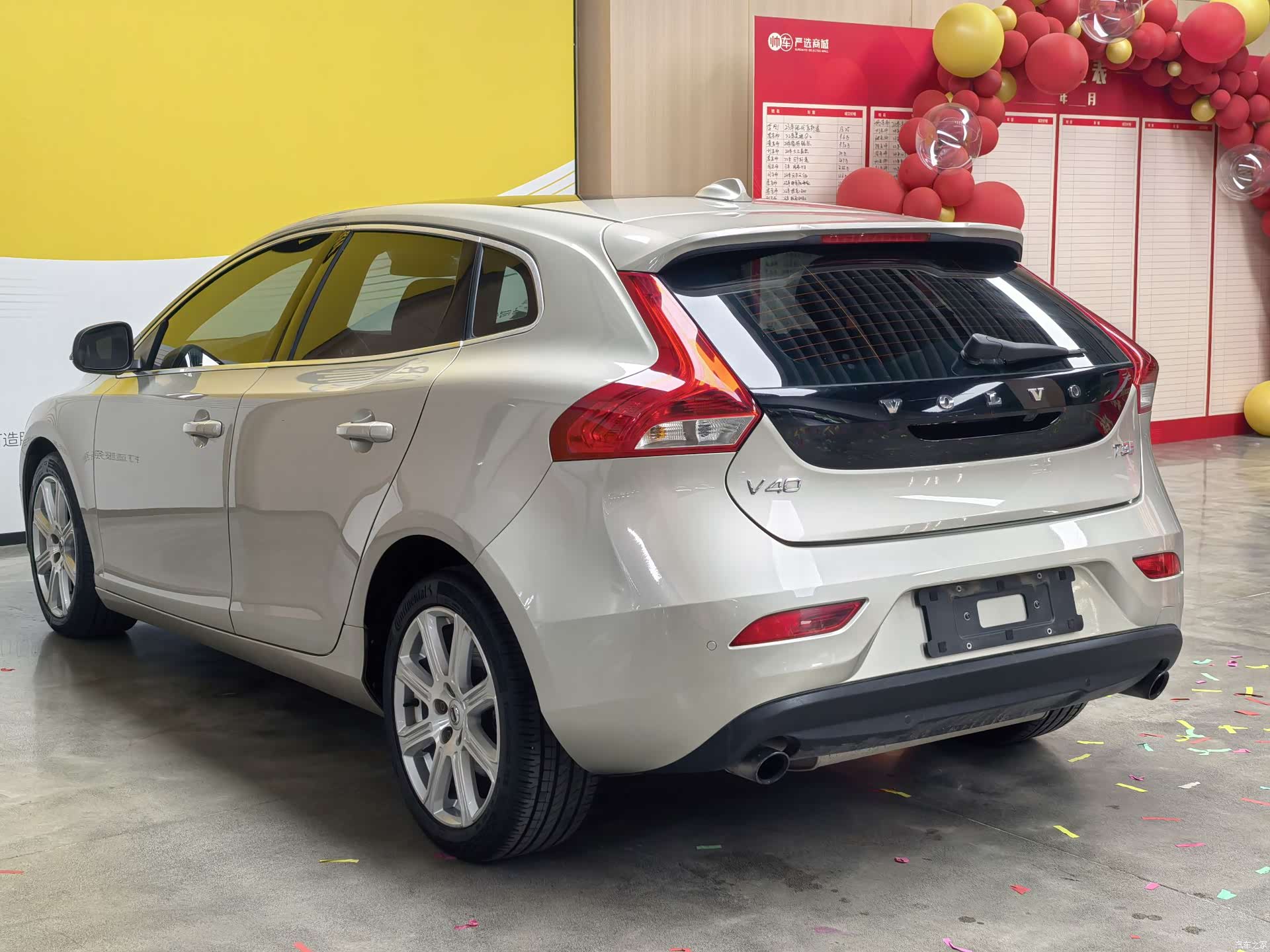 Volvo V40, 2017 все фото
