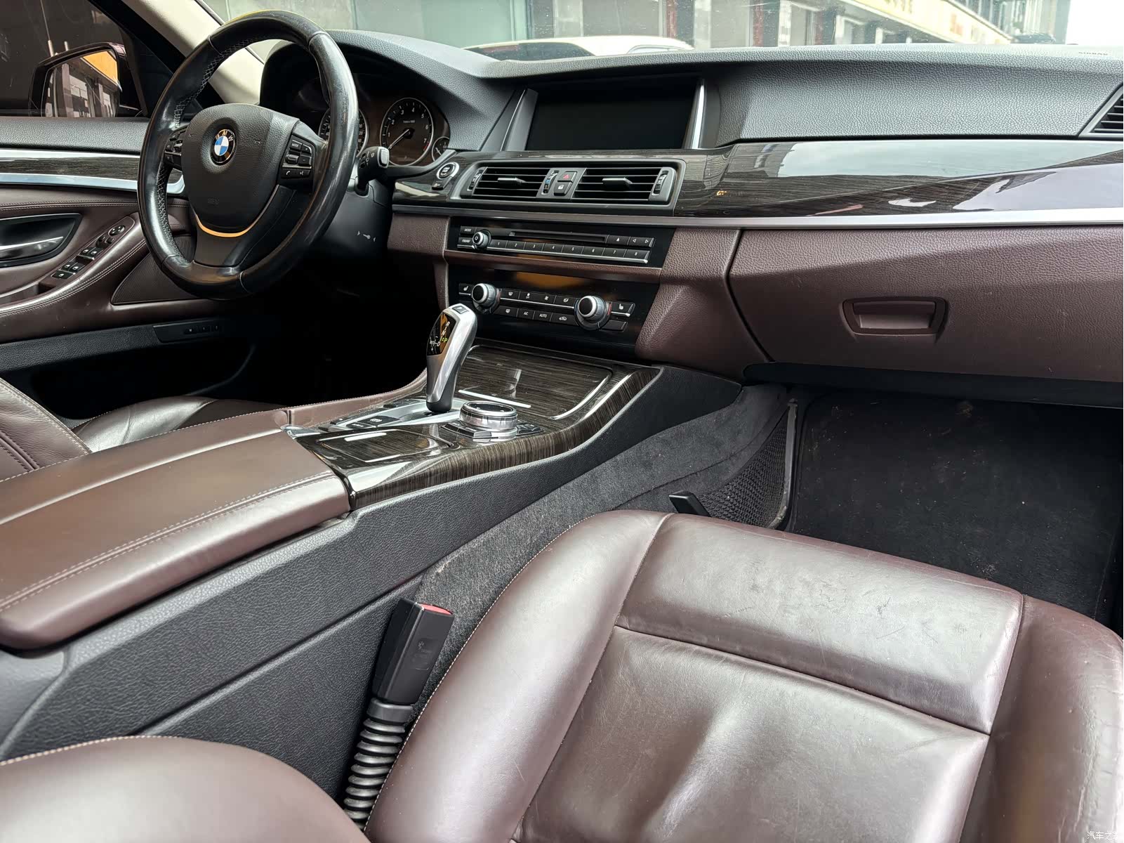 BMW 5 Series, 2014 11