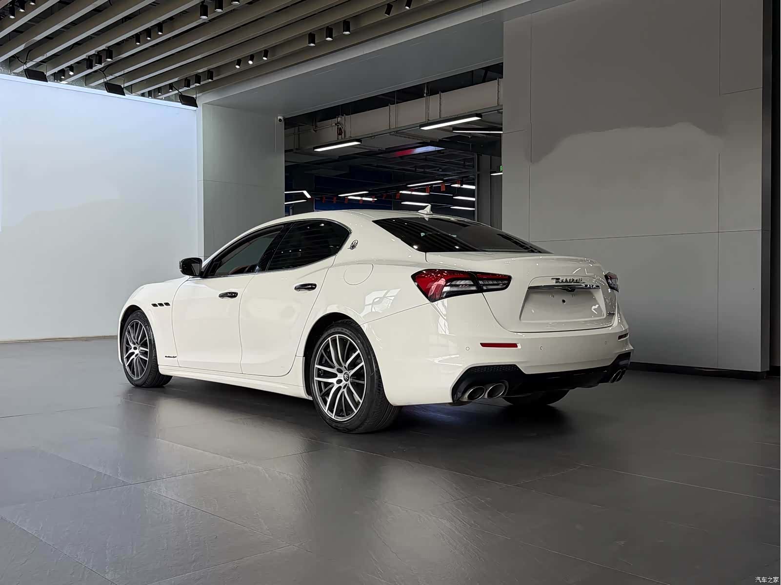 Maserati Ghibli, 2021 19