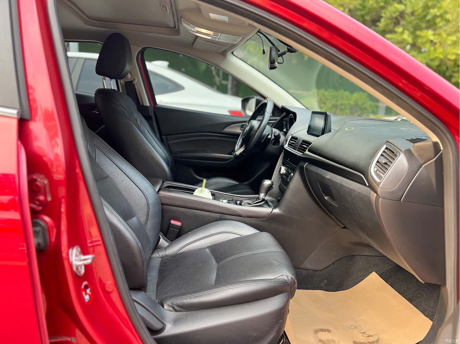 Mazda Mazda3, 2018 10