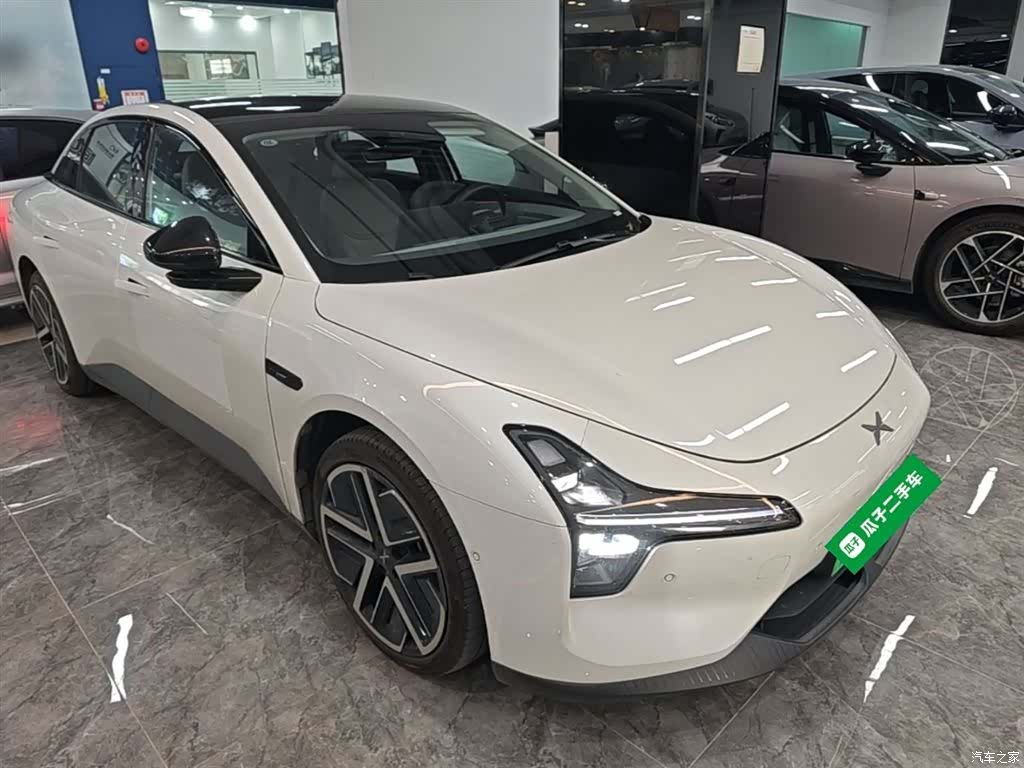Xpeng Mona M03, 2025 4