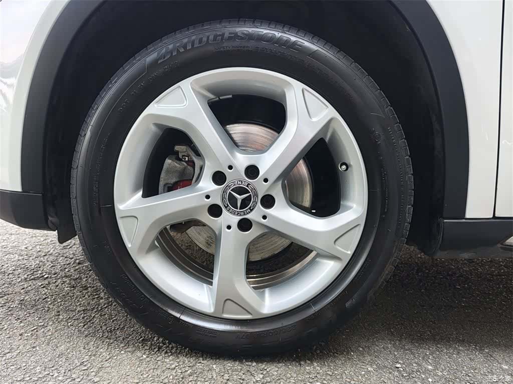 Mercedes-Benz GLA, 2019 16