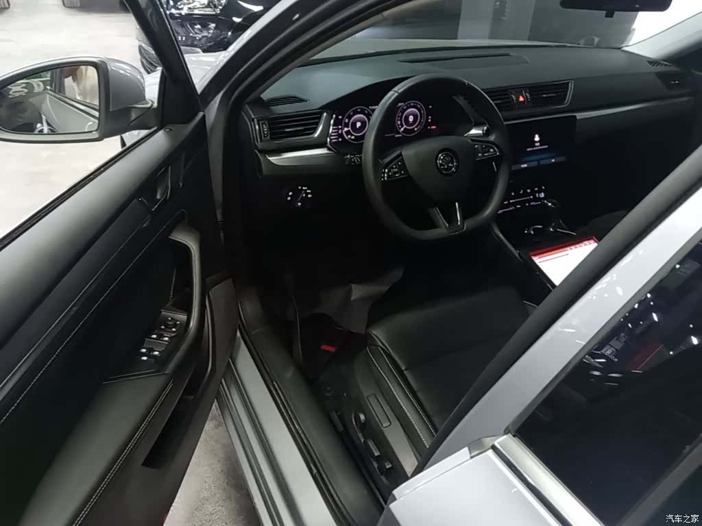 Skoda Superb, 2024 16